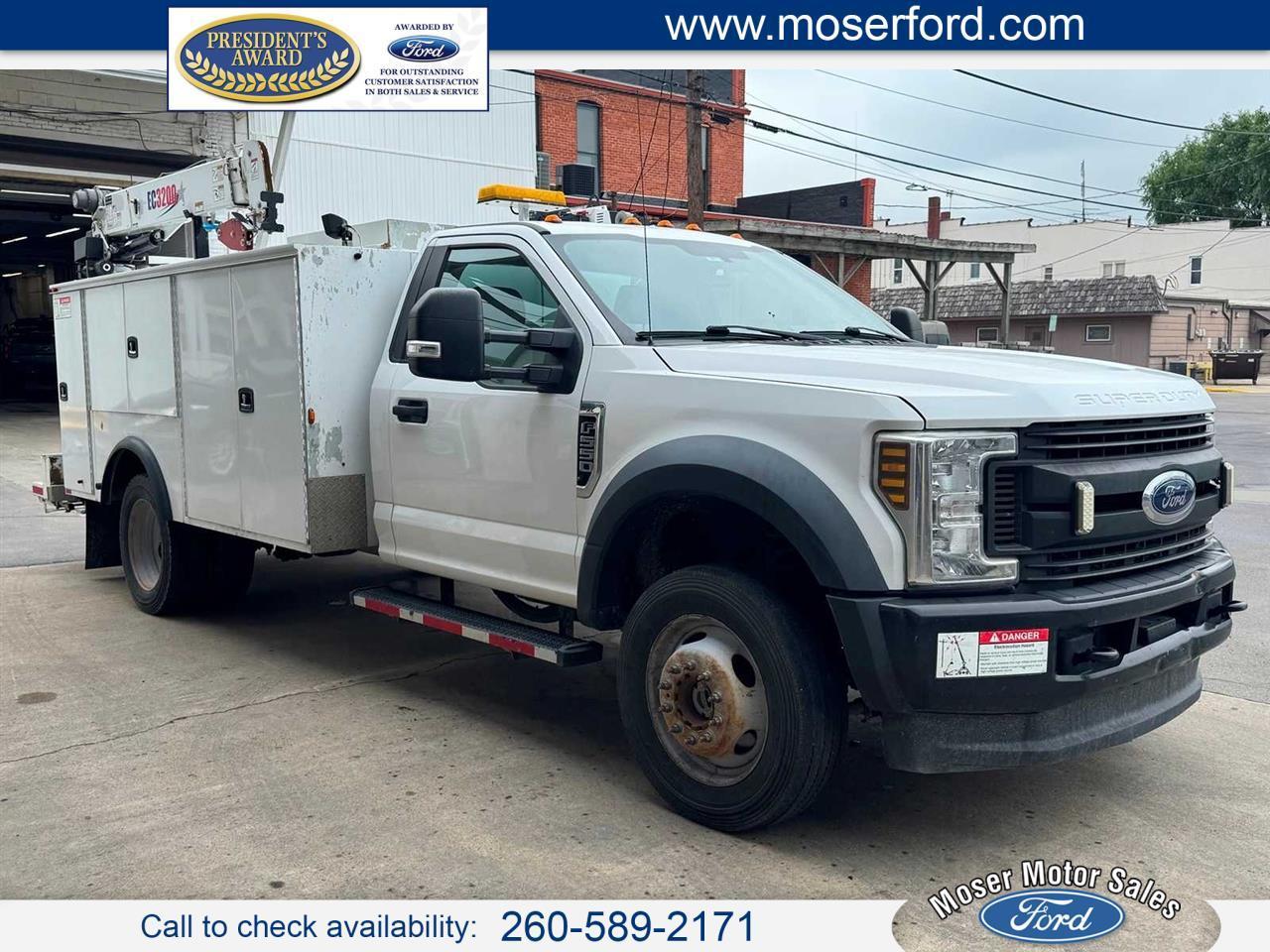 Ford Super Duty F-550 DRW XLT 4WD Reg Cab 145" WB 60" CA 2019