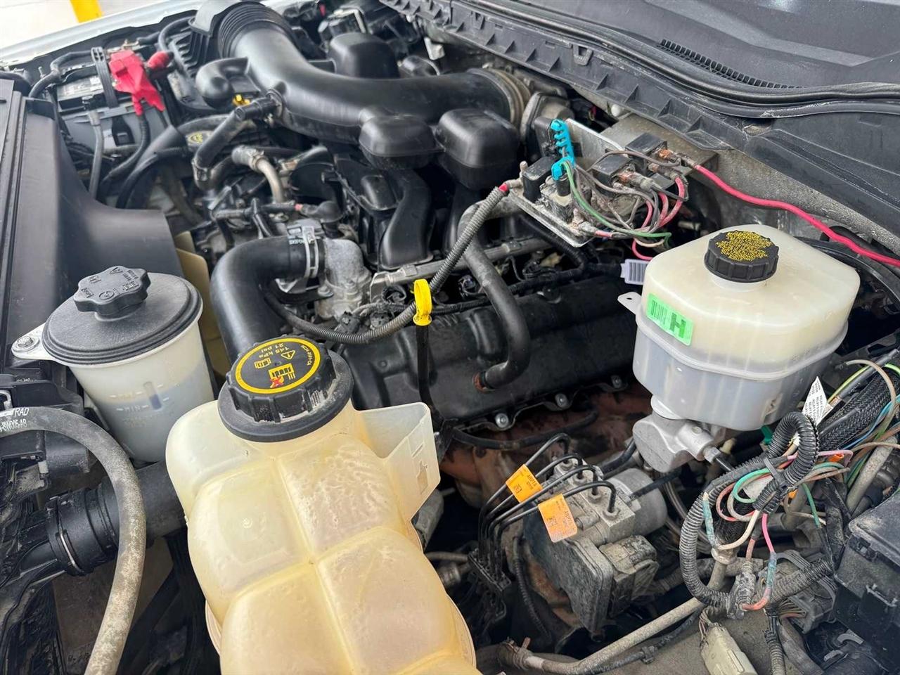 Ford Super Duty F-550 DRW XL 4WD Reg Cab 145" WB 60" CA 2018