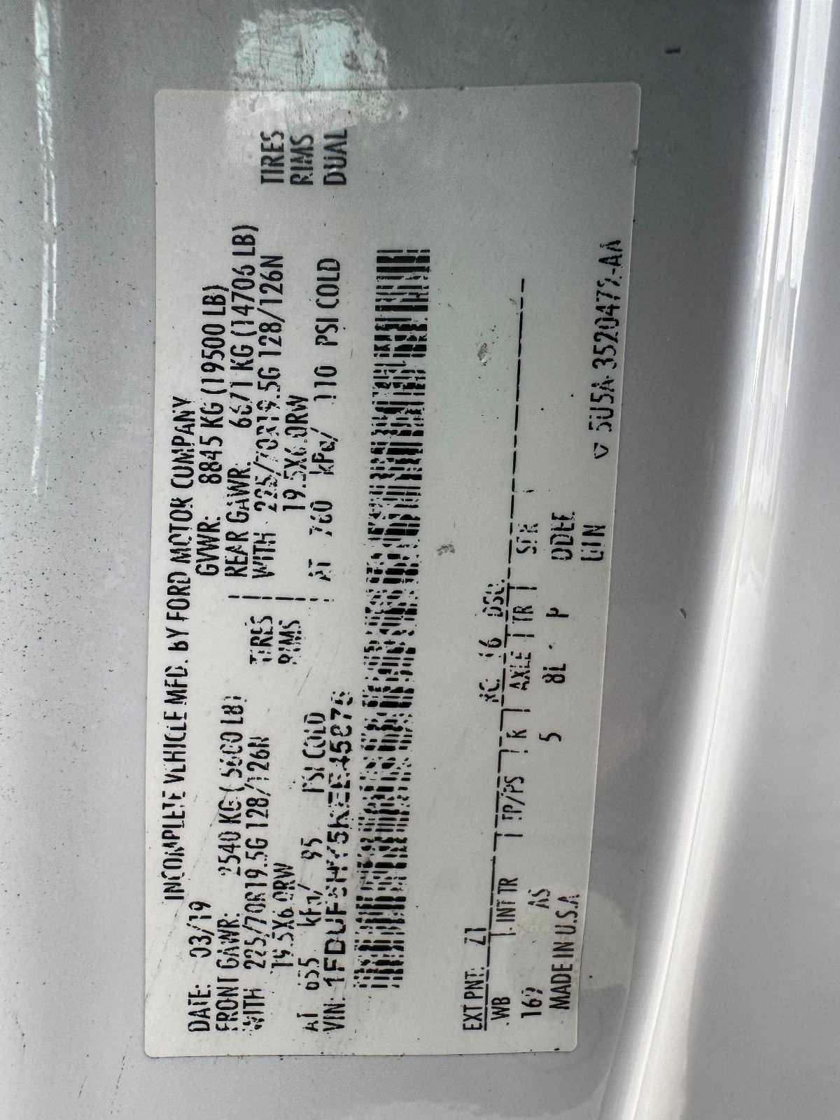 Ford Super Duty F-550 DRW XL 4WD Reg Cab 145" WB 60" CA 2019