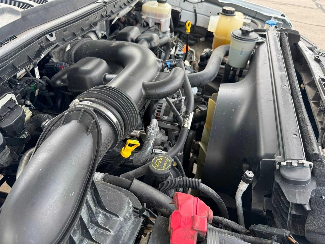 Ford Super Duty F-550 DRW XL 4WD Reg Cab 145" WB 60" CA 2019