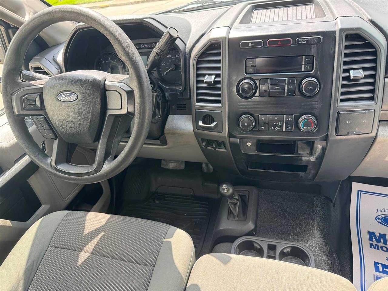 Ford Super Duty F-550 DRW XL 4WD Reg Cab 145" WB 60" CA 2019