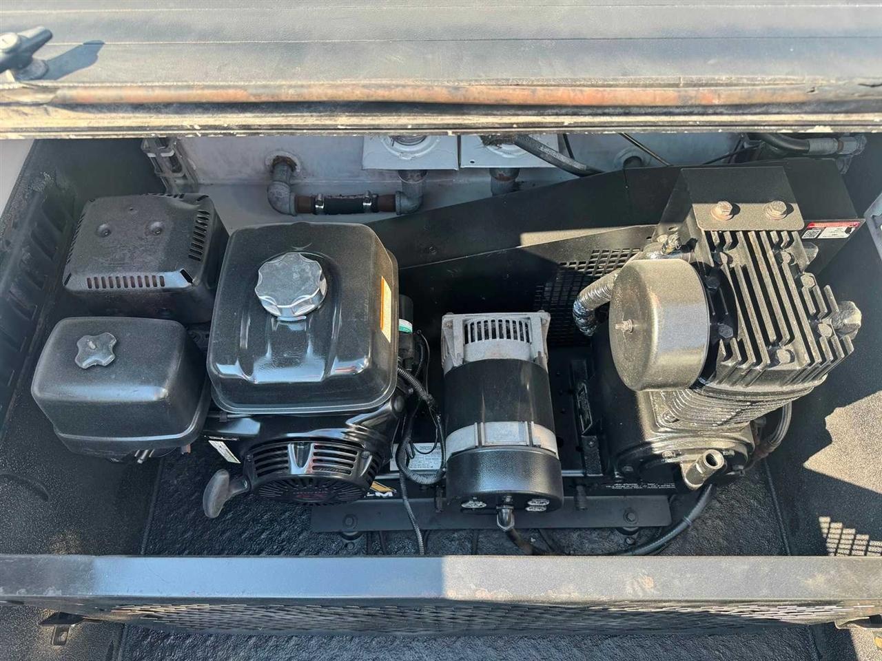 Ford Super Duty F-550 DRW XL 4WD Reg Cab 145" WB 60" CA 2019