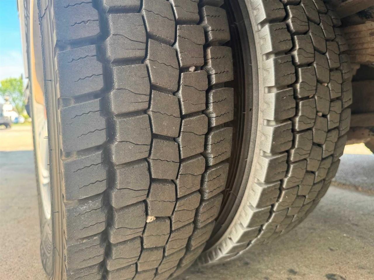 Ford Super Duty F-550 DRW XL 4WD Reg Cab 145" WB 60" CA 2019