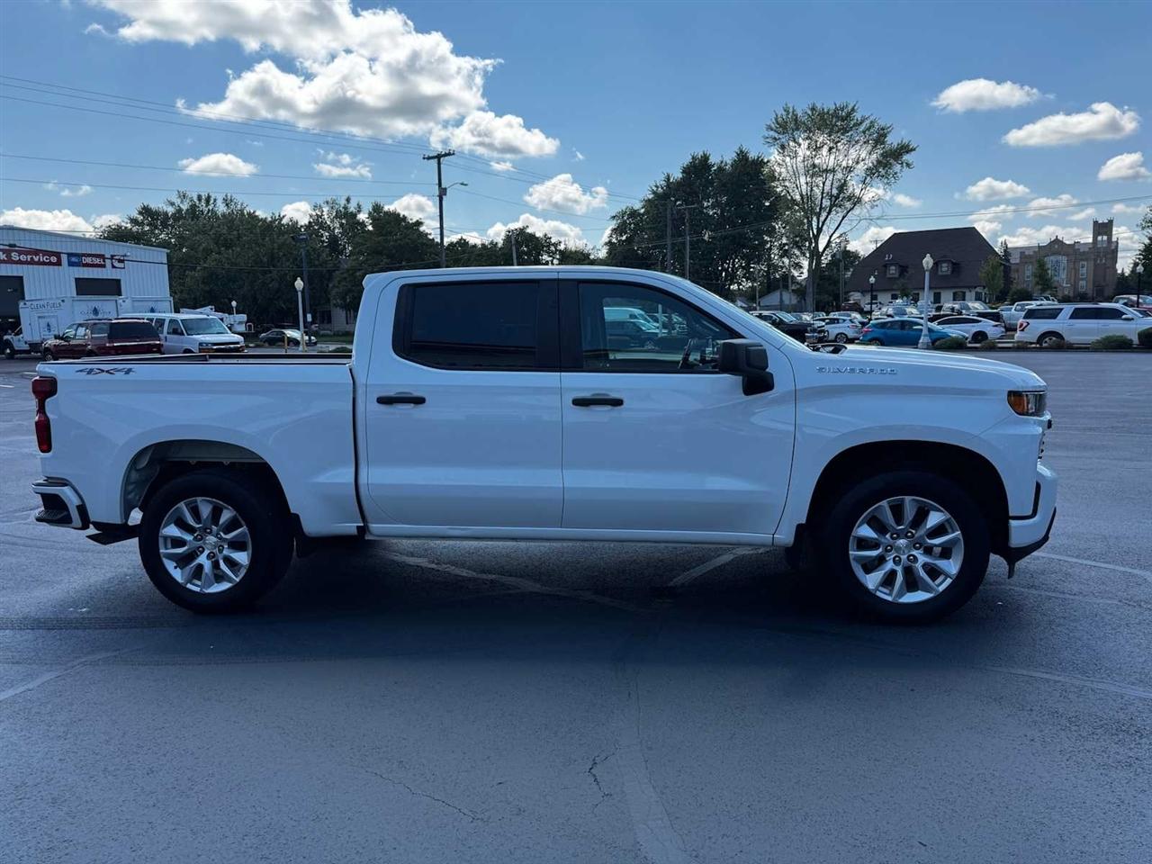 Chevrolet Silverado 1500 4WD Crew Cab 147" Custom 2021