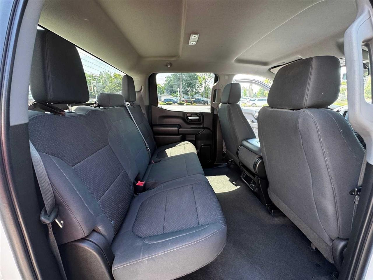 Chevrolet Silverado 1500 4WD Crew Cab 147" Custom 2021