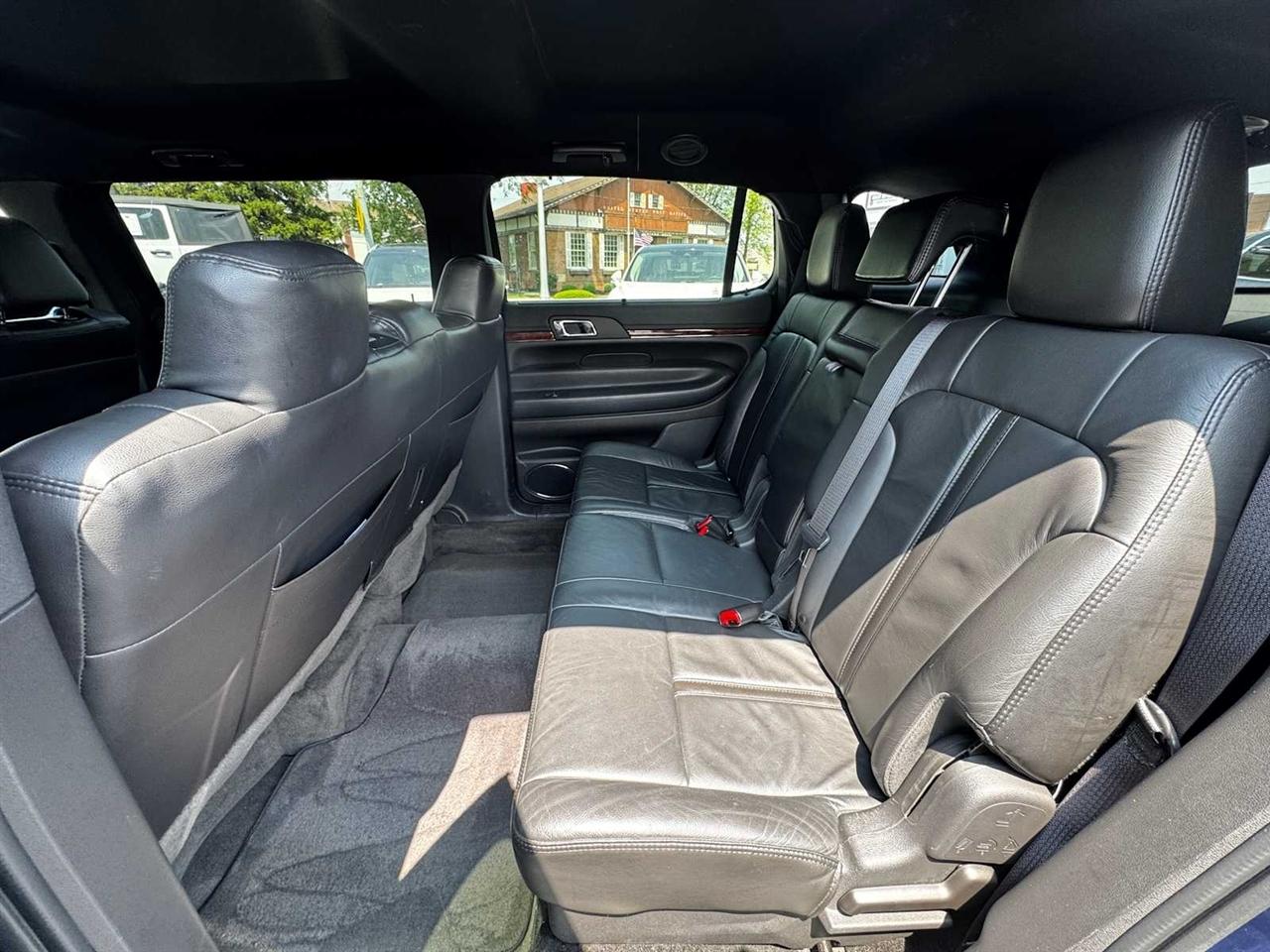 Lincoln MKT 4dr Wgn 3.7L AWD w/Limo Pkg 2013