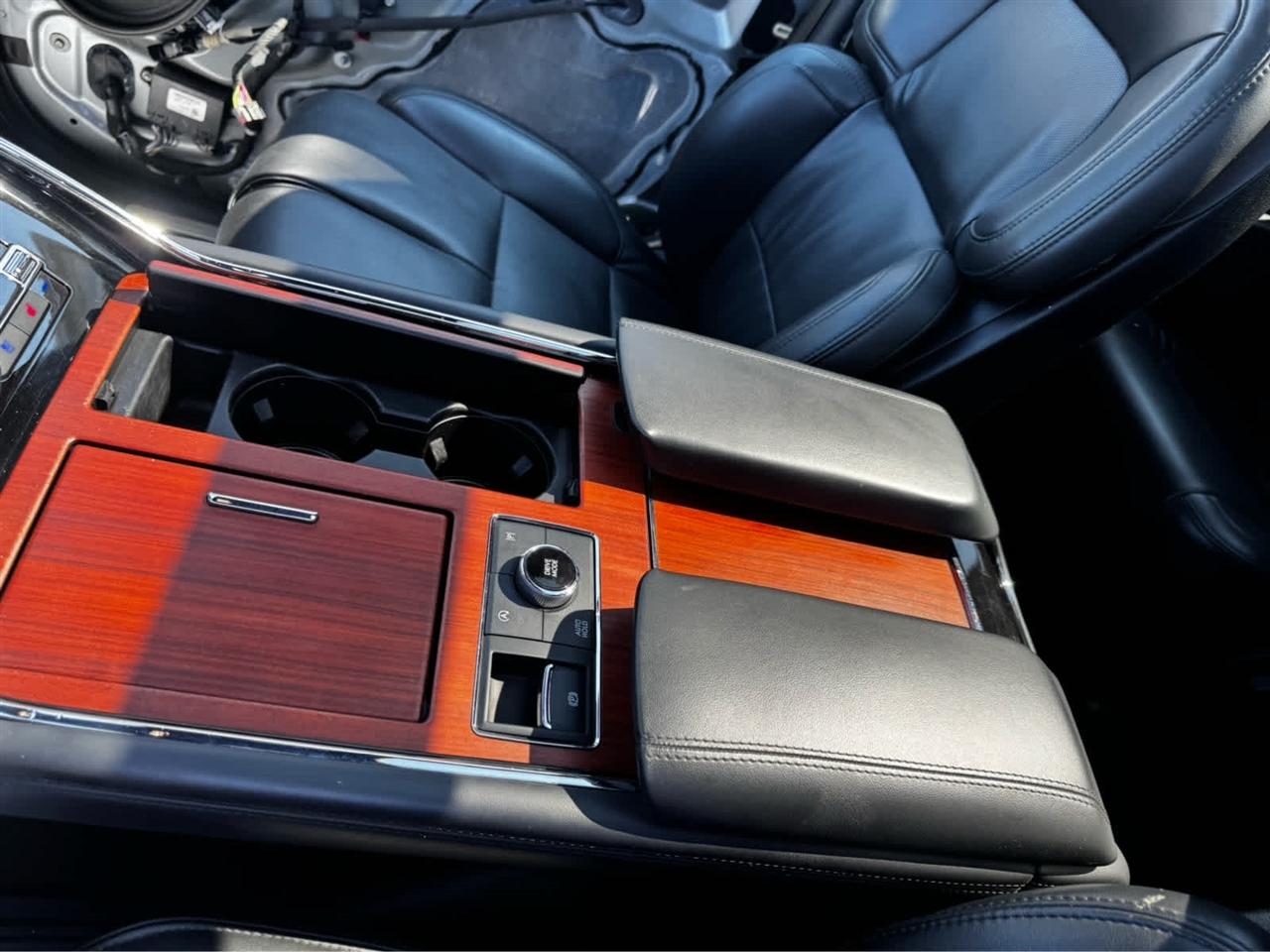 Lincoln Navigator L Premiere 4x4 2024