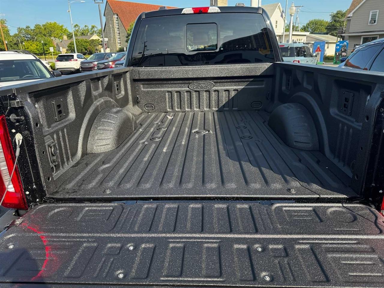 Ford Super Duty F-250 SRW King Ranch 4WD Crew Cab 8' Box 2026