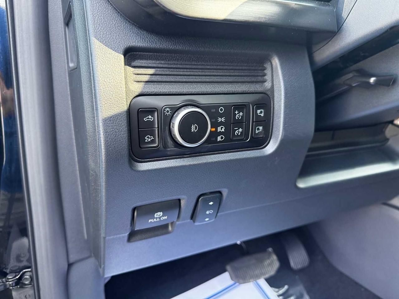 Ford Super Duty F-250 SRW King Ranch 4WD Crew Cab 8' Box 2026