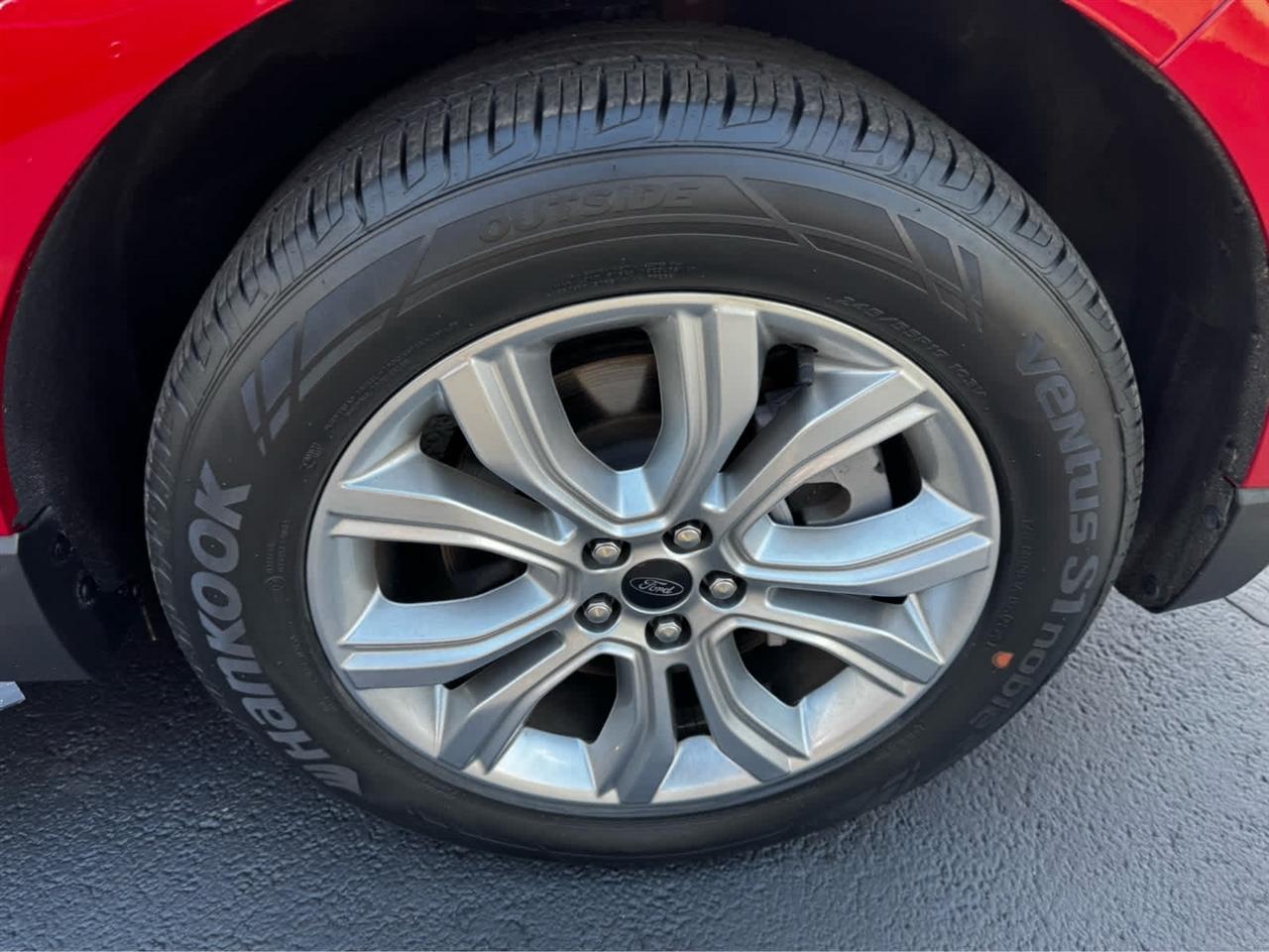 Ford Edge Titanium AWD 2024