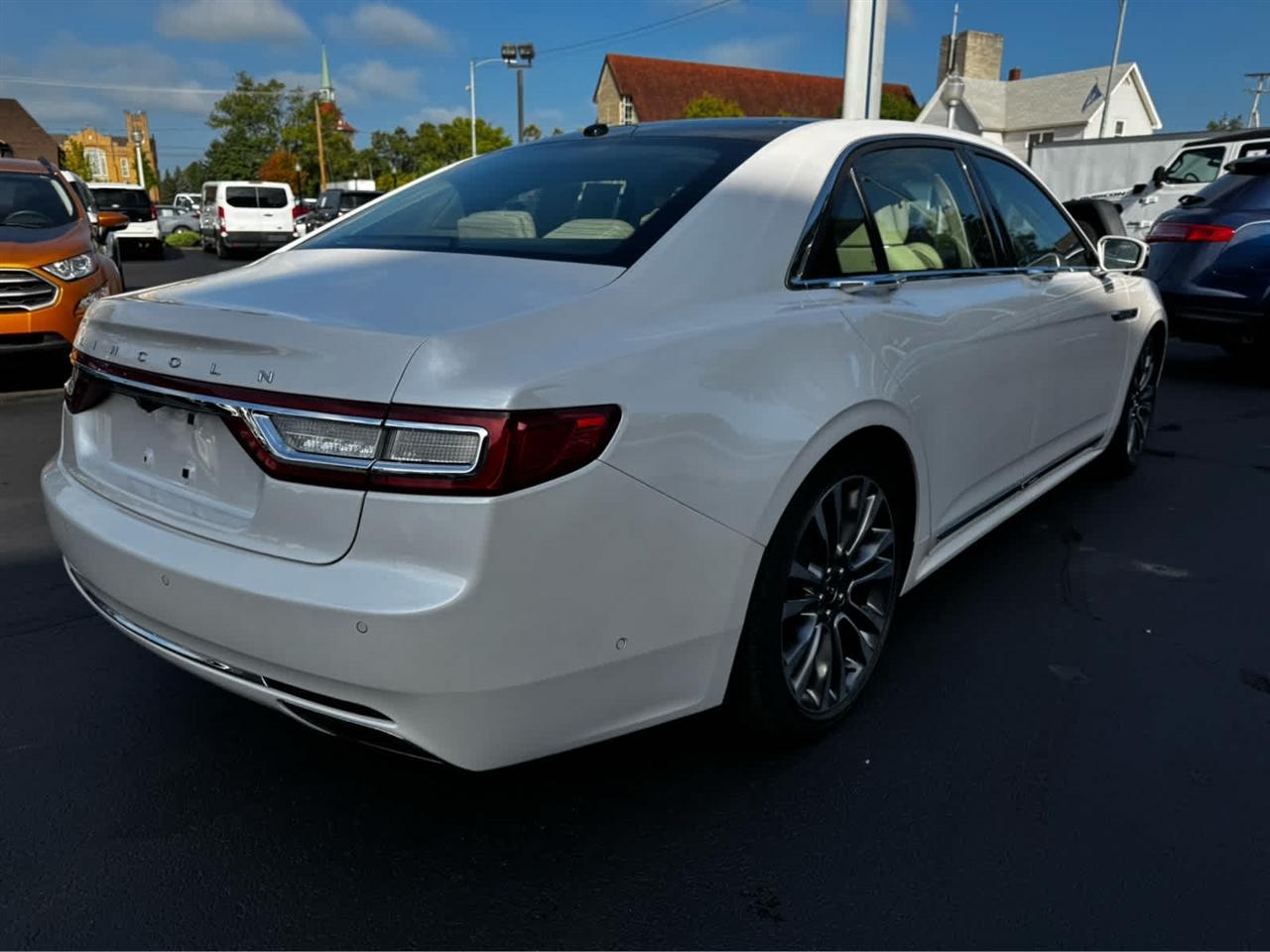 Lincoln Continental Reserve FWD 2017