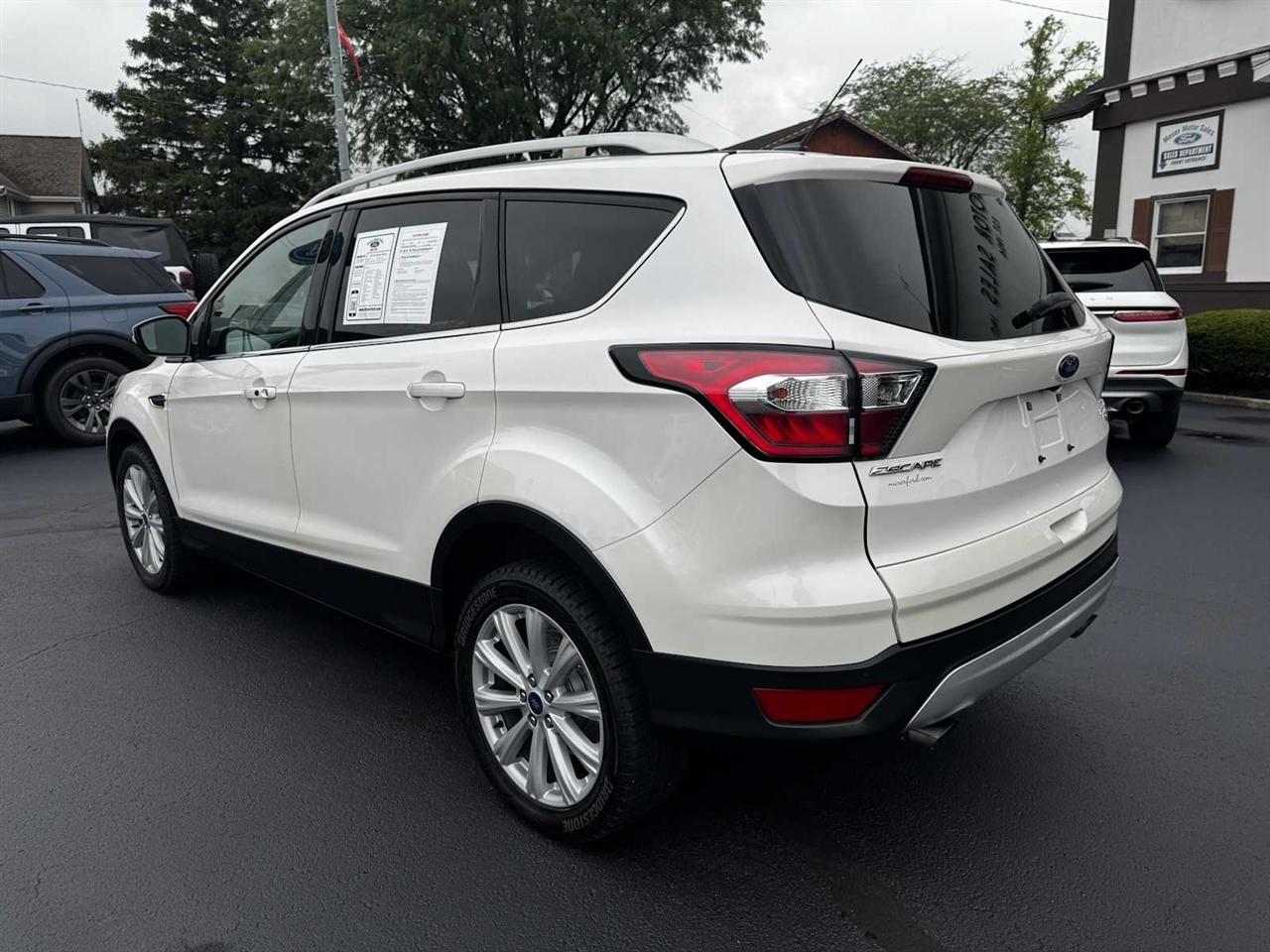 Ford Escape Titanium 4WD 2017