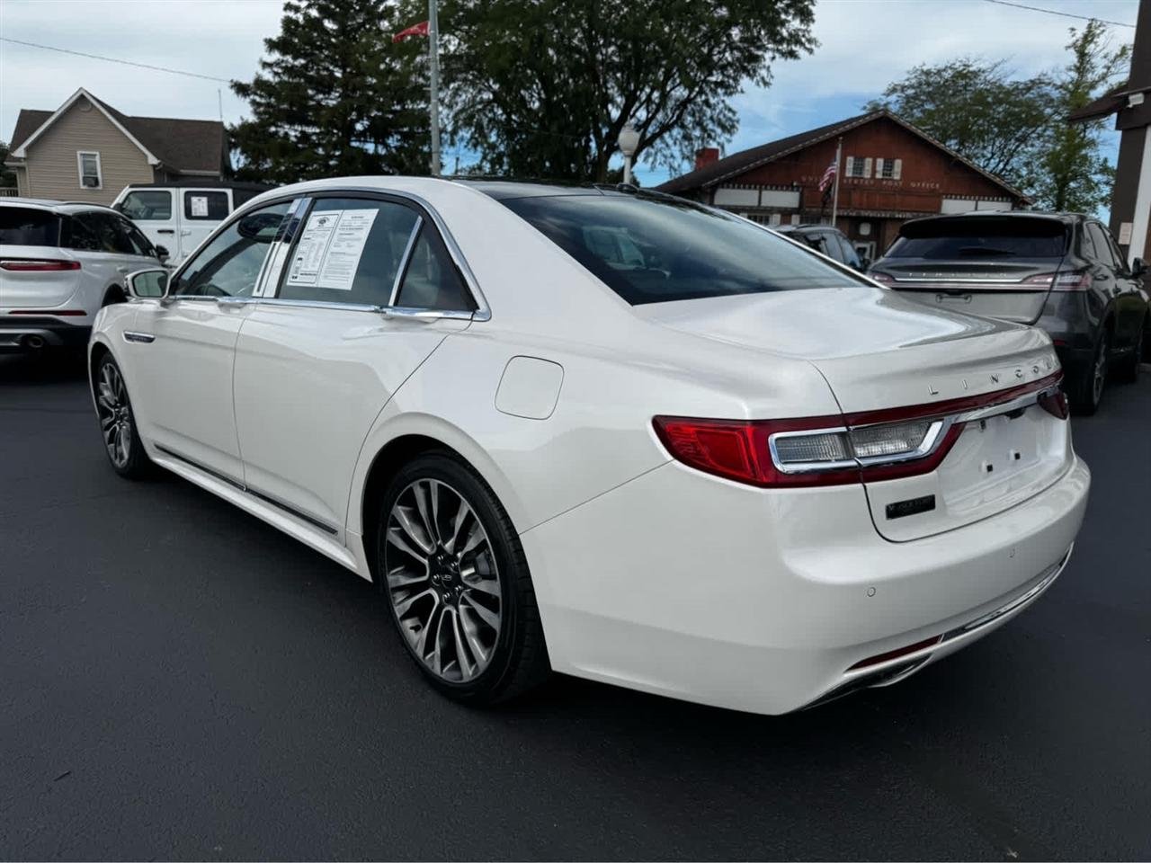 Lincoln Continental Select AWD 2017