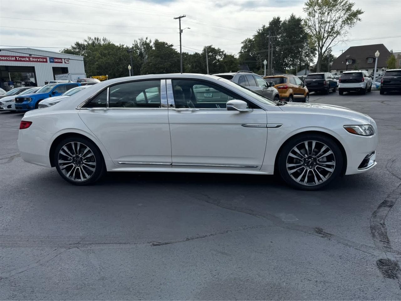 Lincoln Continental Select AWD 2017