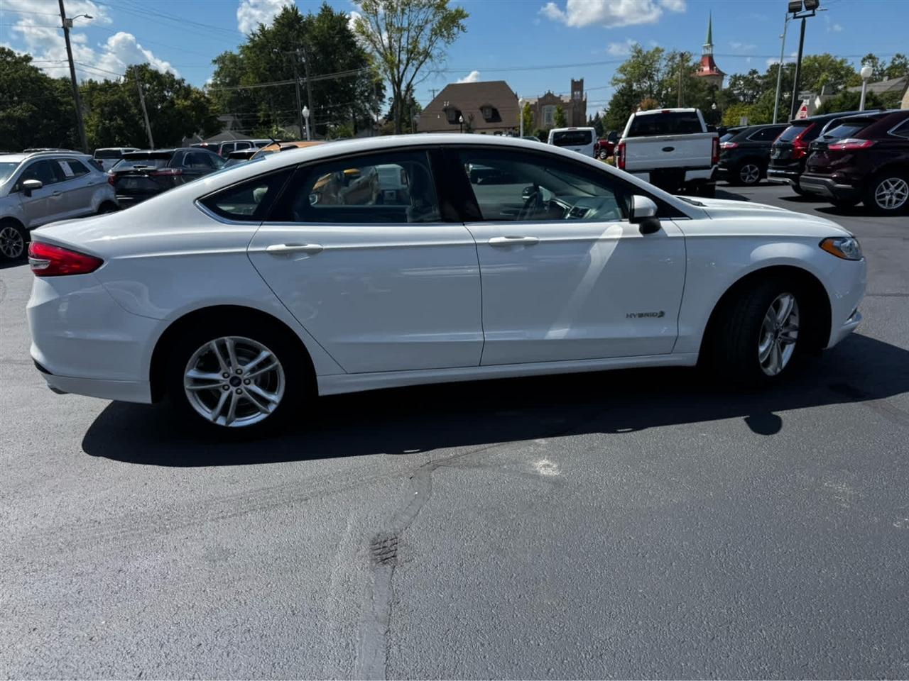 Ford Fusion Hybrid S FWD 2018