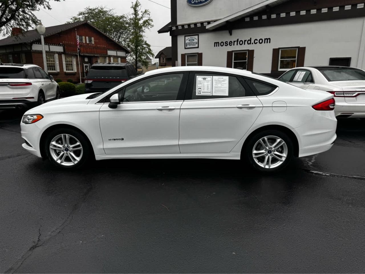 Ford Fusion Hybrid S FWD 2018