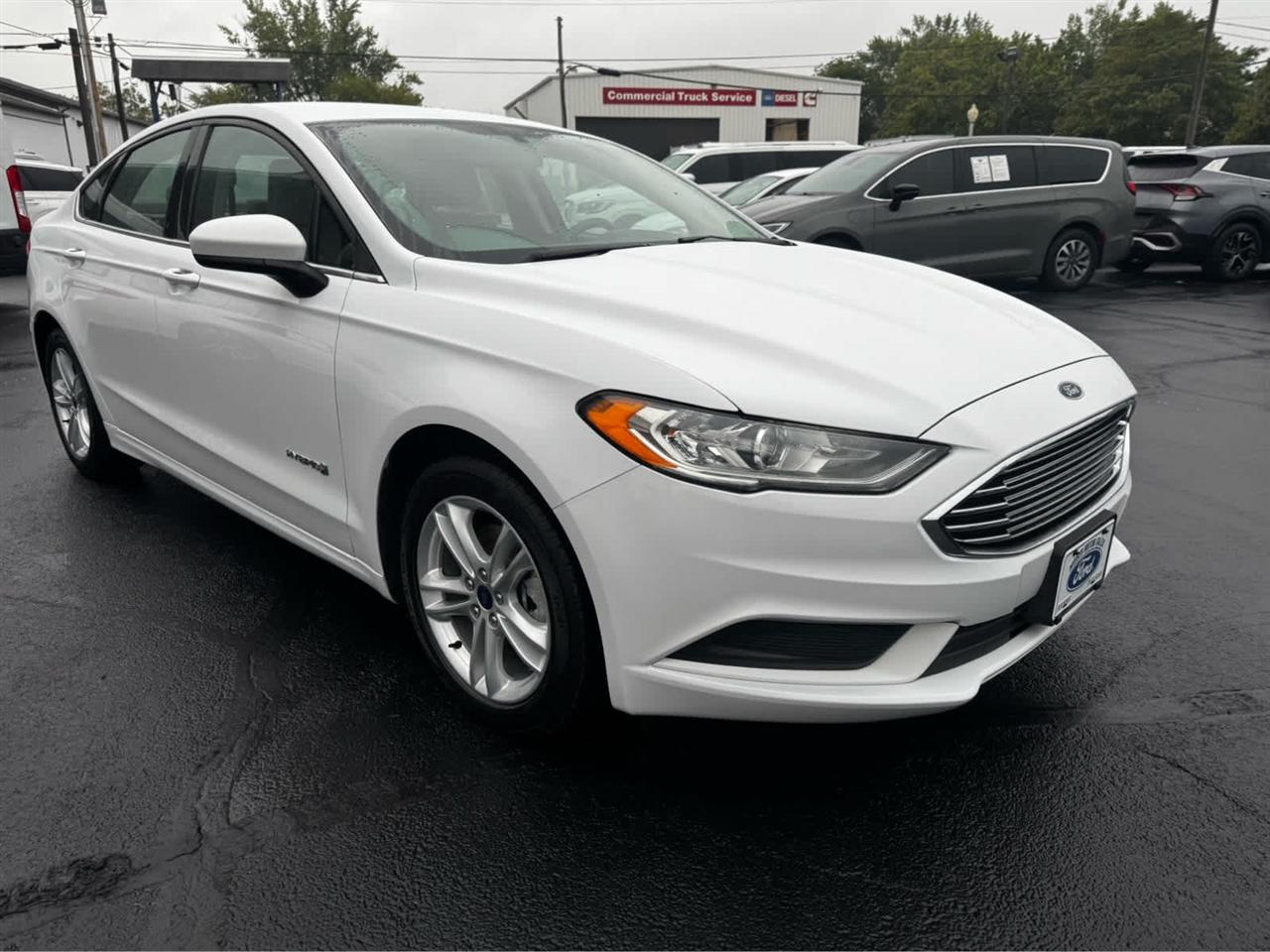 Ford Fusion Hybrid S FWD 2018