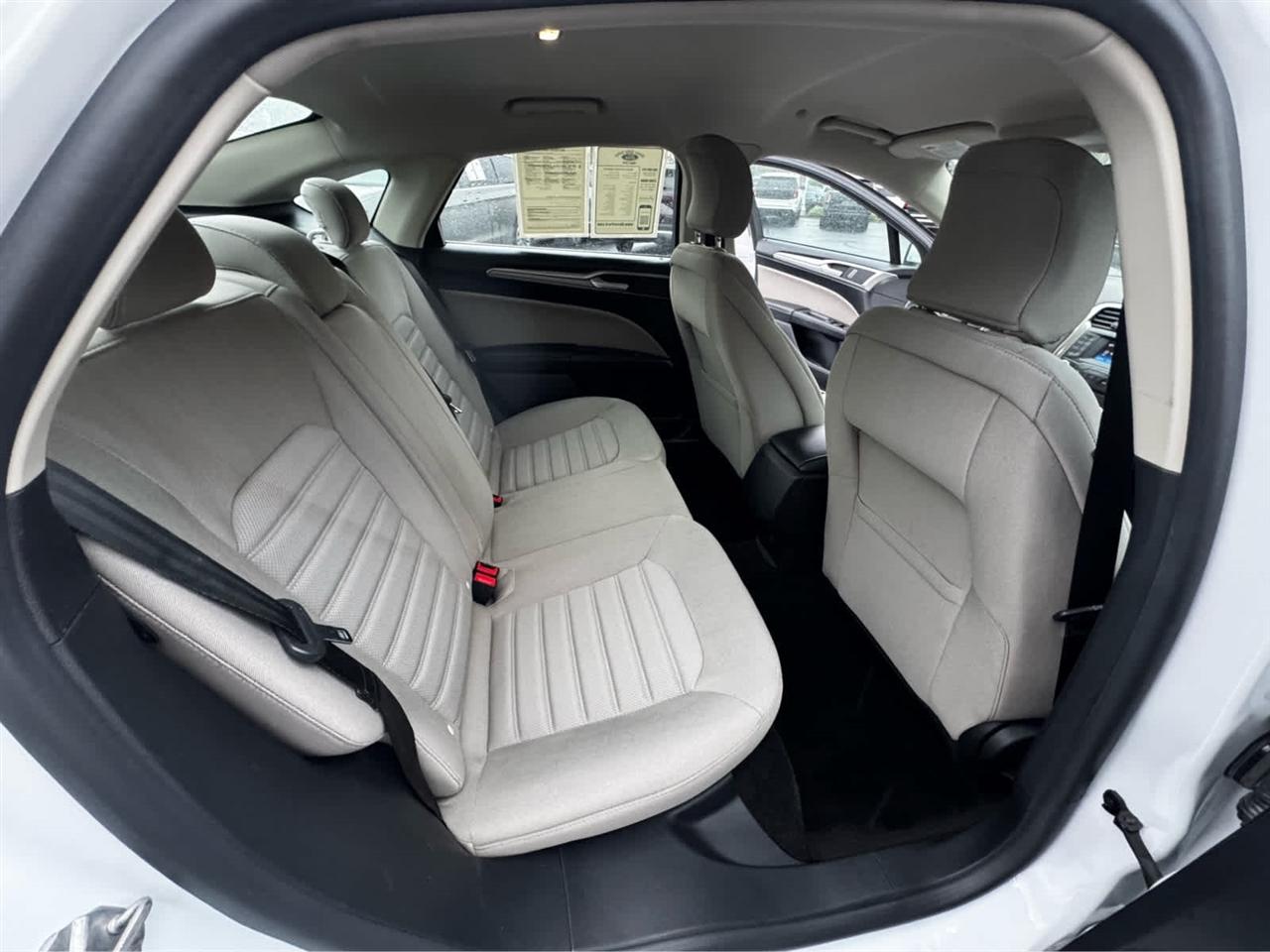 Ford Fusion Hybrid S FWD 2018