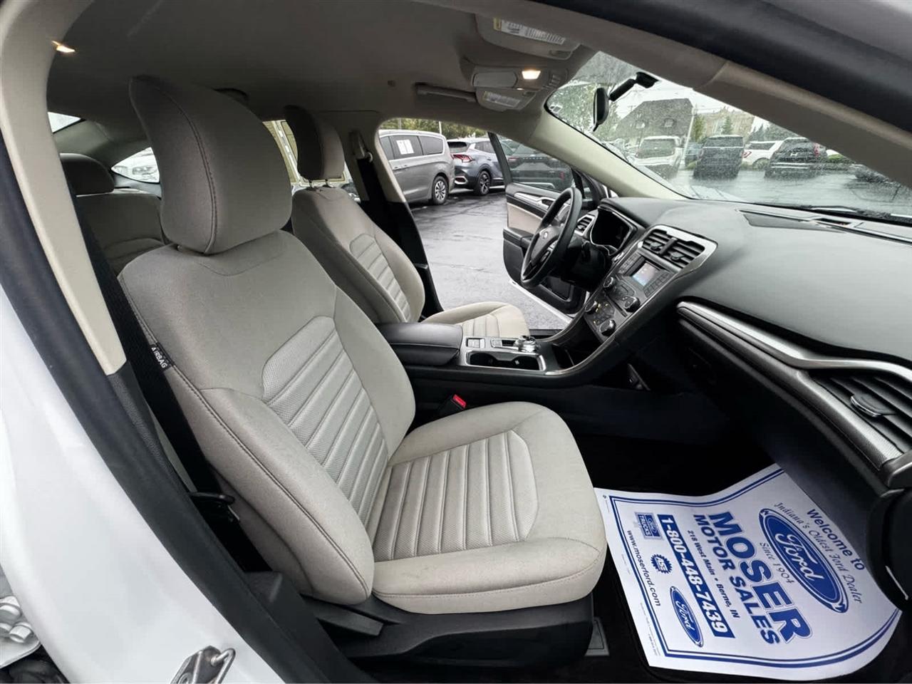Ford Fusion Hybrid S FWD 2018