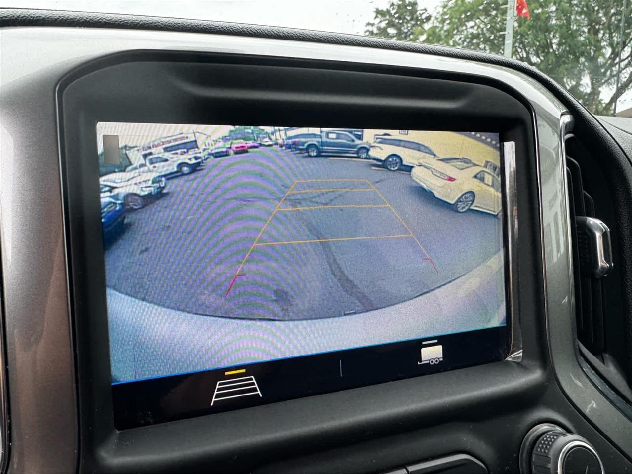 Chevrolet Silverado 1500 4WD Crew Cab 147" LT 2019