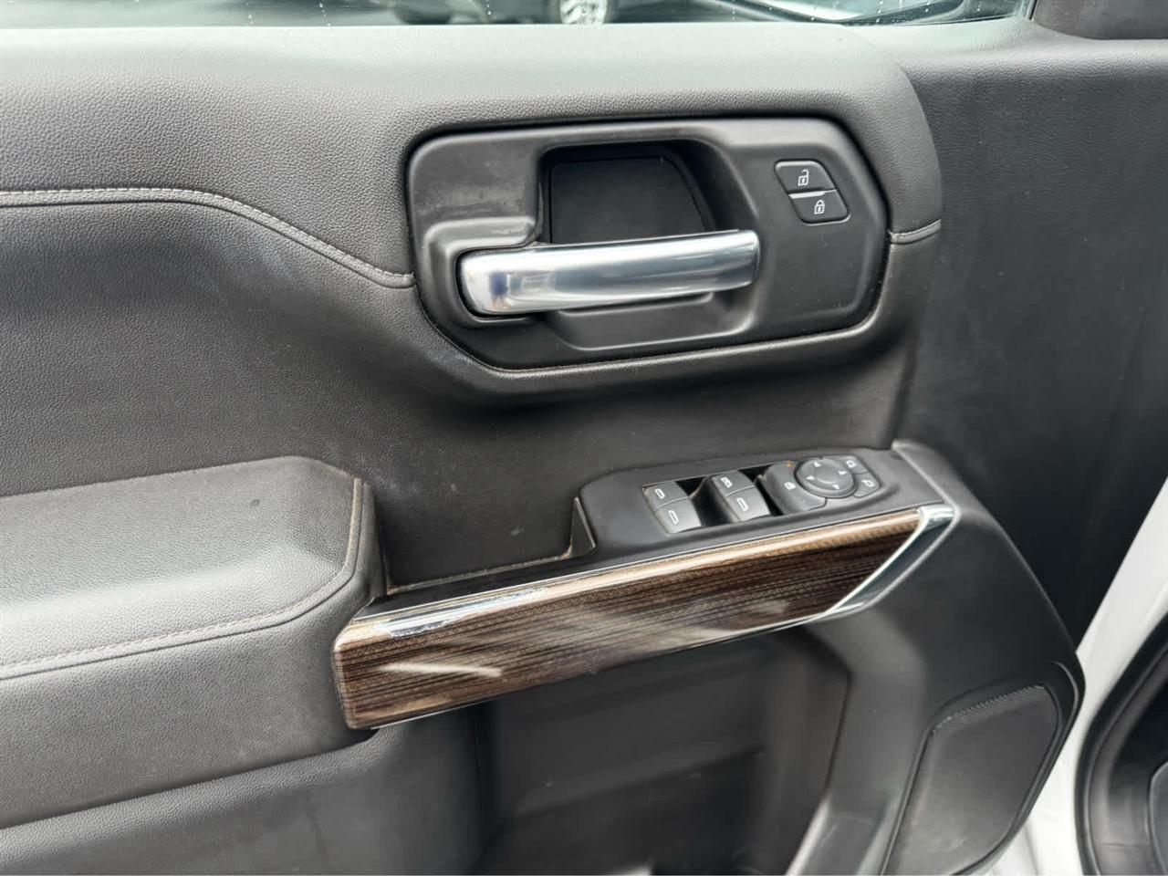 Chevrolet Silverado 1500 4WD Crew Cab 147" LT 2019
