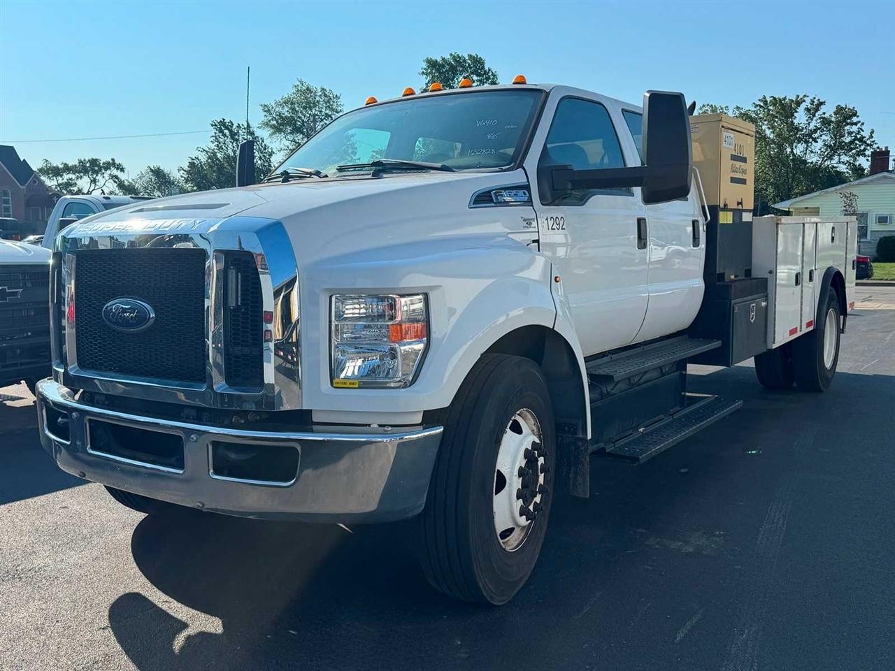 Ford F-650 Straight Frame Gas Crew Cab 2022