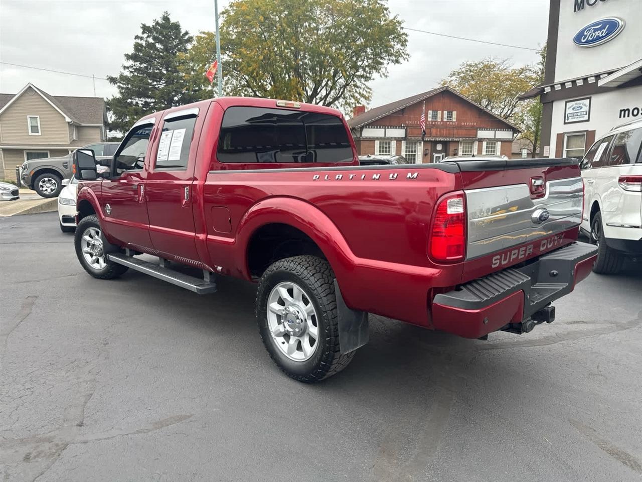 Ford Super Duty F-350 SRW 4WD Crew Cab 156" King Ranch 2015