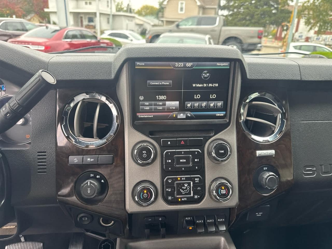 Ford Super Duty F-350 SRW 4WD Crew Cab 156" King Ranch 2015