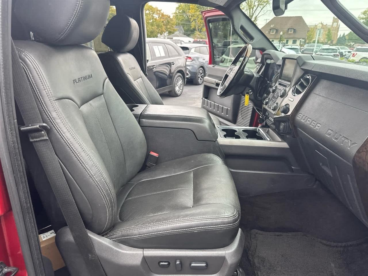 Ford Super Duty F-350 SRW 4WD Crew Cab 156" King Ranch 2015
