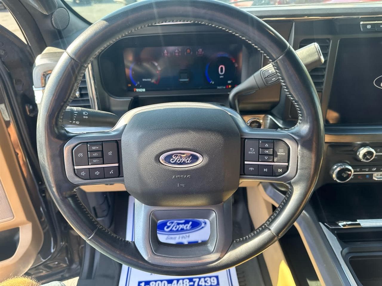 Ford Super Duty F-350 SRW King Ranch 4WD Crew Cab 8' Box 2024