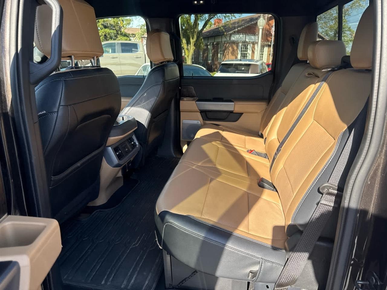 Ford Super Duty F-350 SRW King Ranch 4WD Crew Cab 8' Box 2024