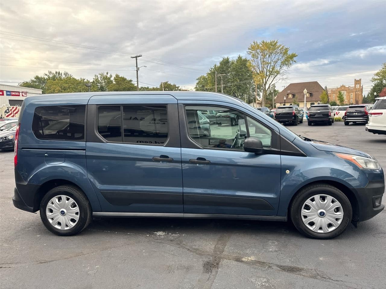 Ford Transit Connect Wagon XL LWB w/Rear Liftgate 2020