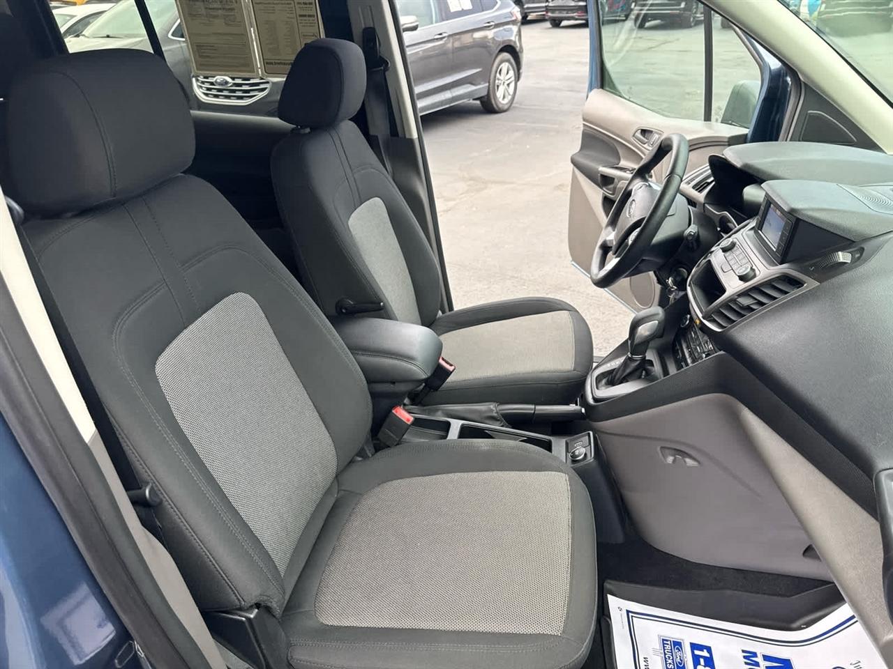 Ford Transit Connect Wagon XL LWB w/Rear Liftgate 2020