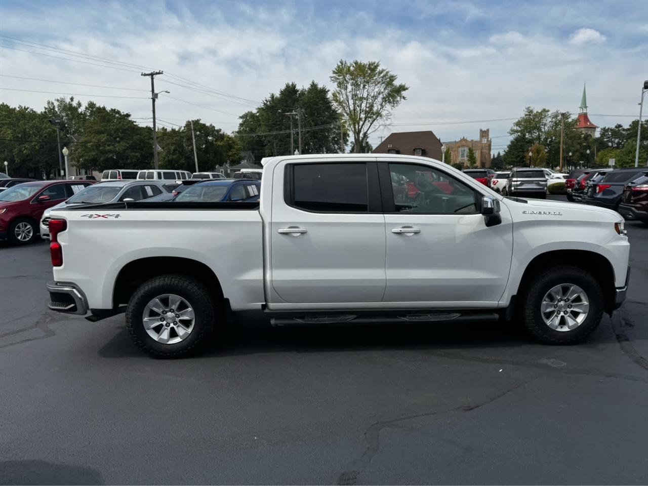 Chevrolet Silverado 1500 4WD Crew Cab 147" LT w/1LT 2021