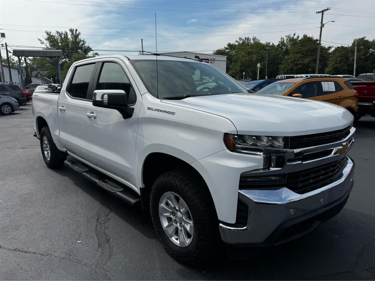 Chevrolet Silverado 1500 4WD Crew Cab 147" LT w/1LT 2021