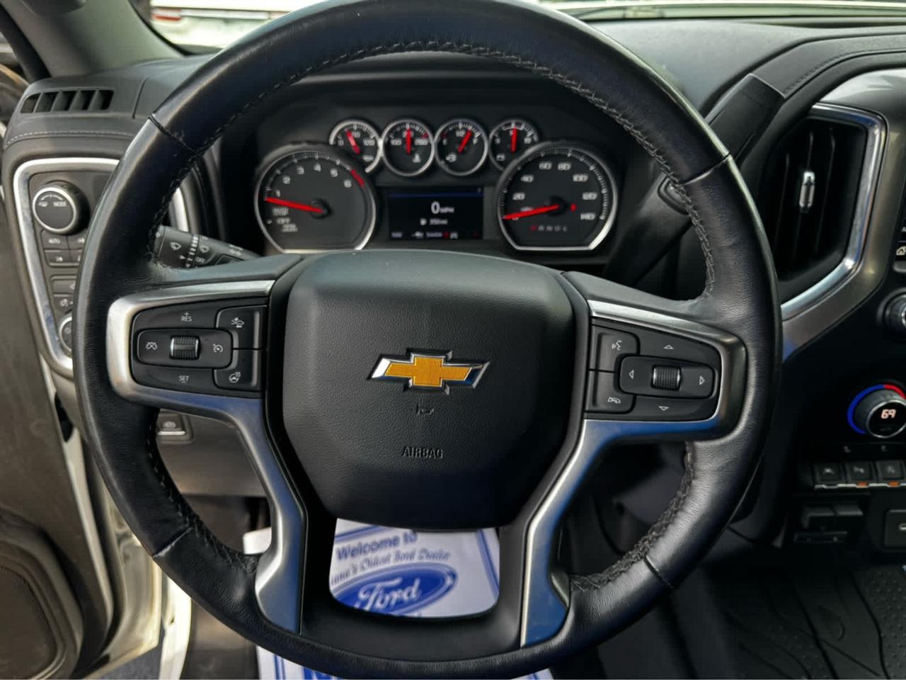 Chevrolet Silverado 1500 4WD Crew Cab 147" LT w/1LT 2021
