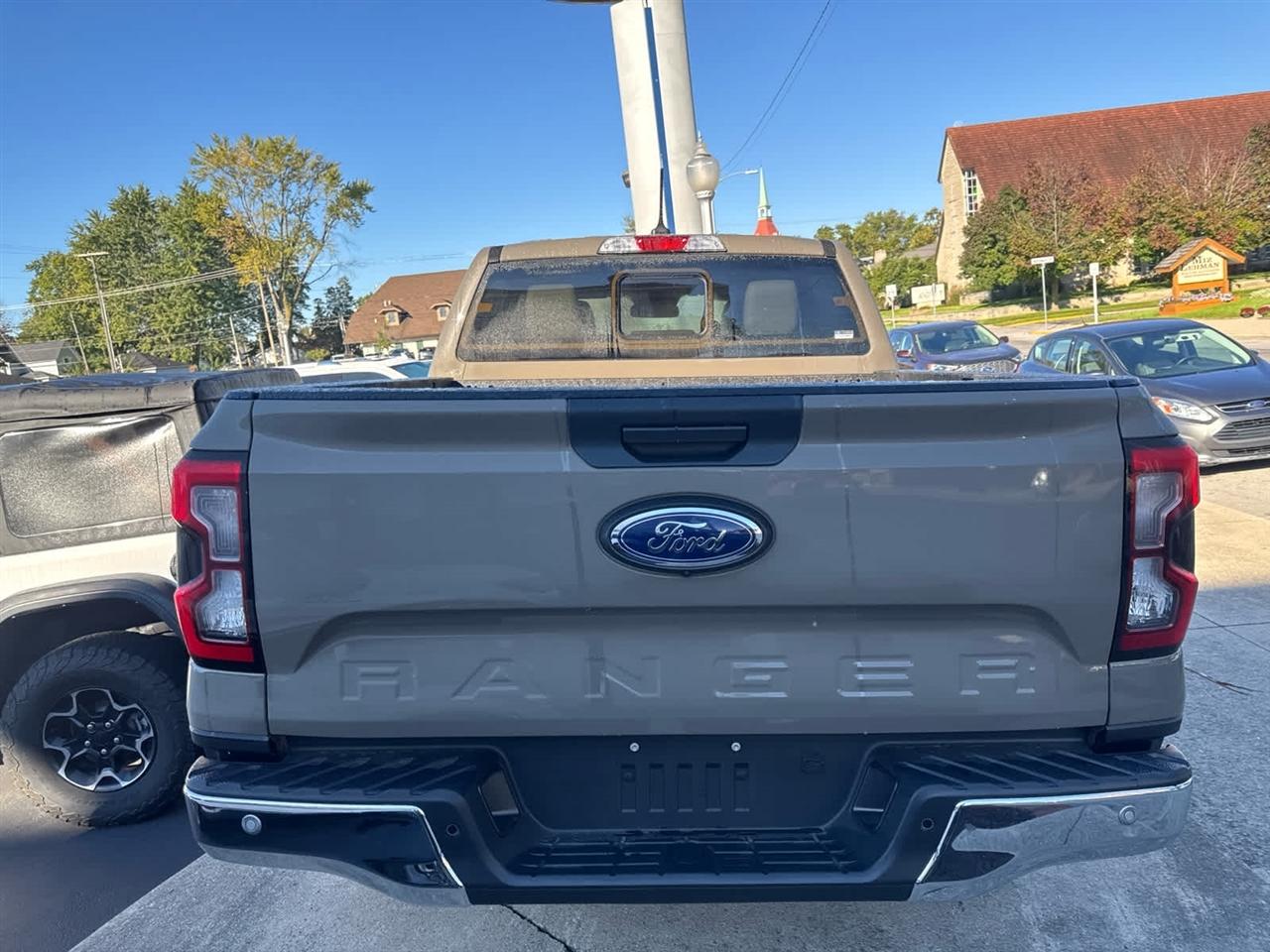 Ford Ranger LARIAT 4WD SuperCrew 5' Box 2026