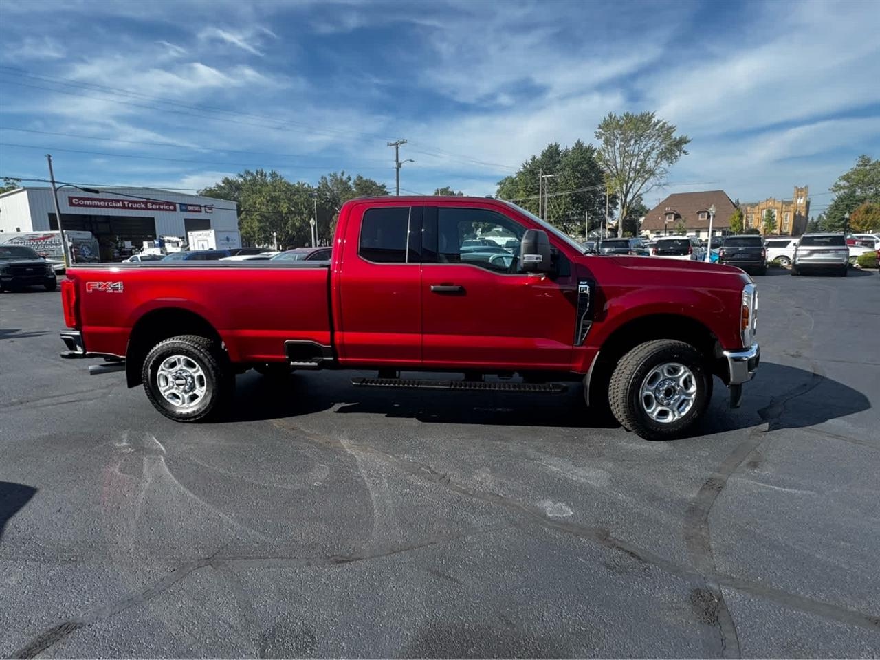 Ford Super Duty F-250 SRW XLT 4WD SuperCab 8' Box 2027