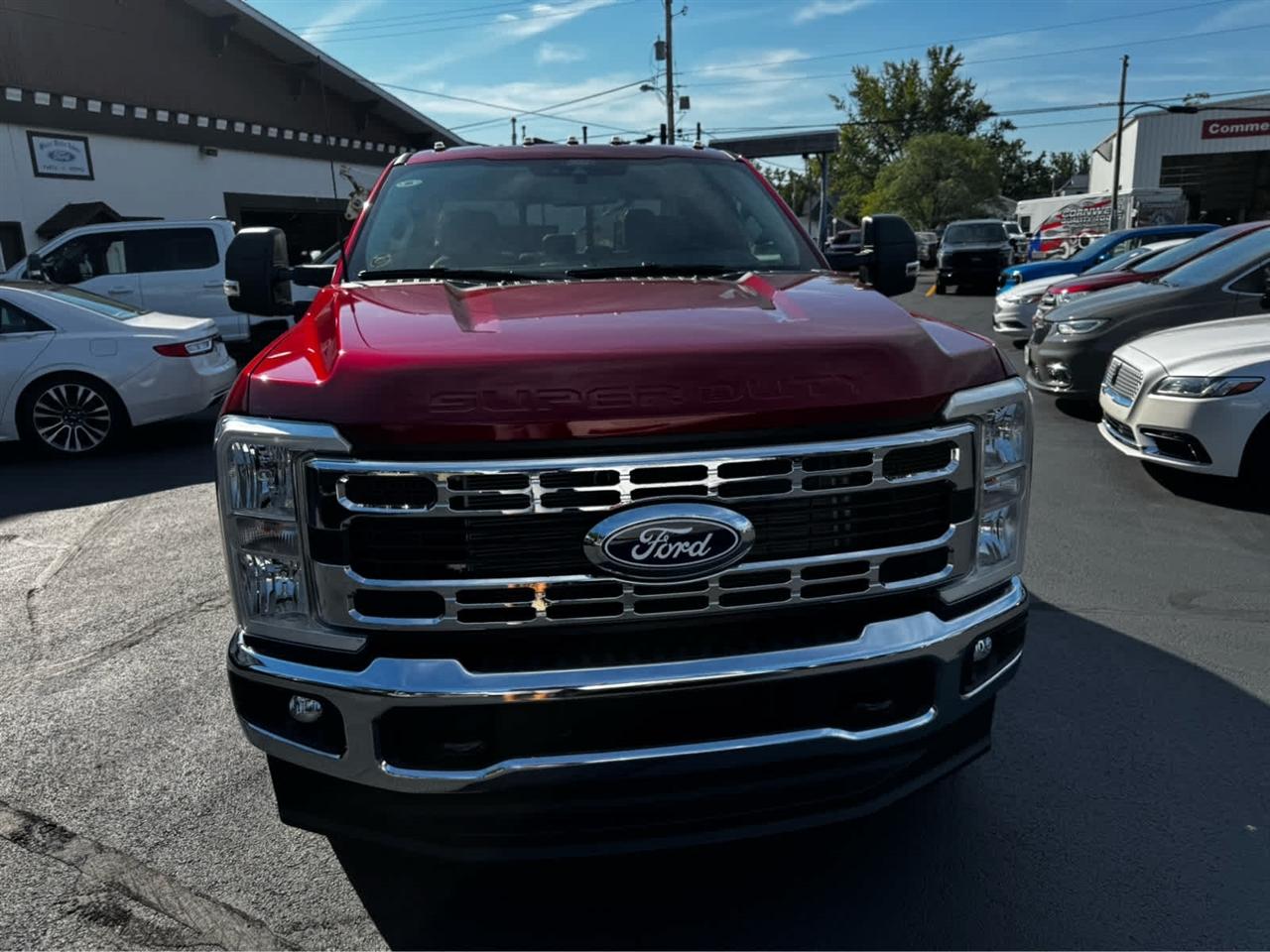 Ford Super Duty F-250 SRW XLT 4WD SuperCab 8' Box 2027