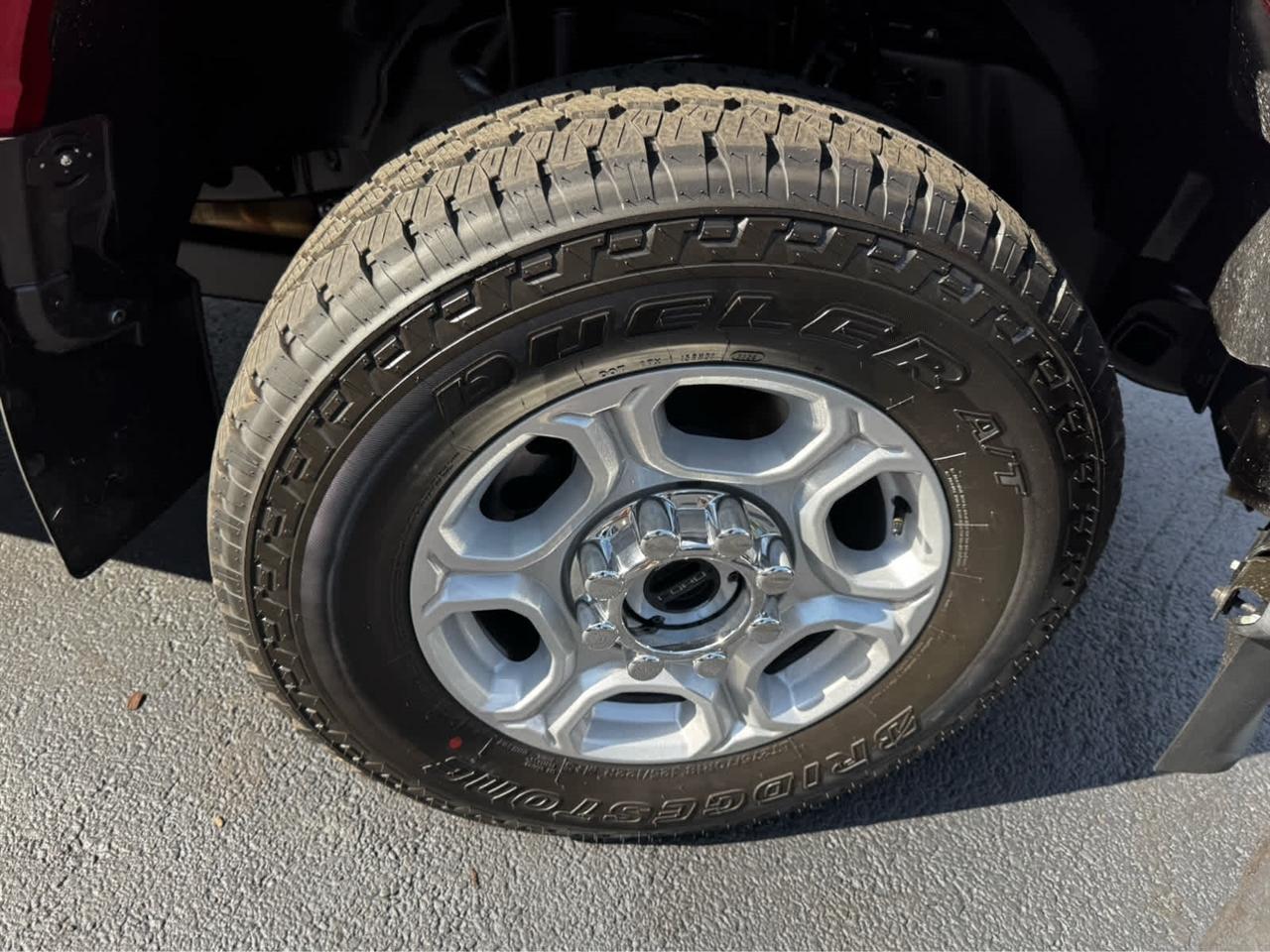 Ford Super Duty F-250 SRW XLT 4WD SuperCab 8' Box 2027