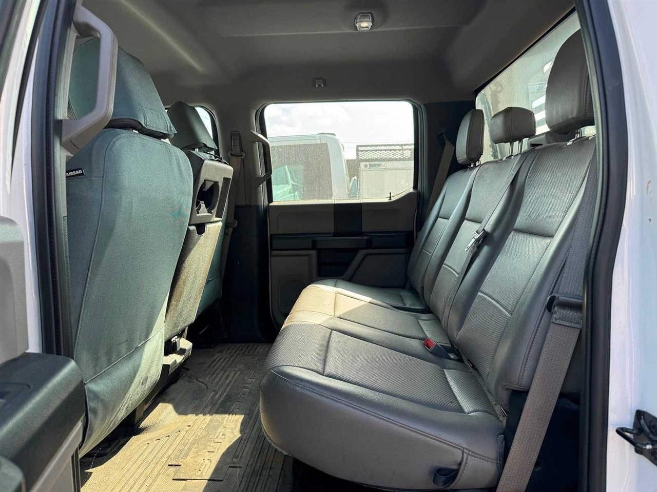 Ford Super Duty F-450 DRW XL 2WD Crew Cab 179" WB 60" CA 2019