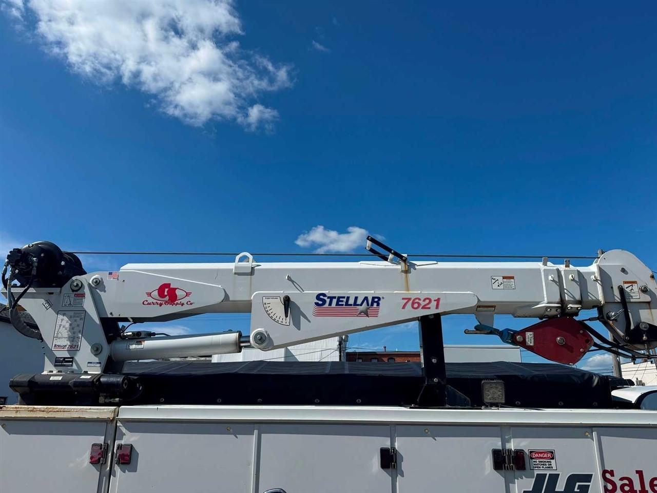 Ford Super Duty F-550 DRW XL 4WD SuperCab 168" WB 60" CA 2019