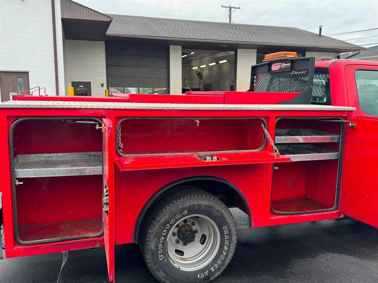 Ford Super Duty F-350 DRW XL 2WD SuperCab 168" WB 60" CA 2020
