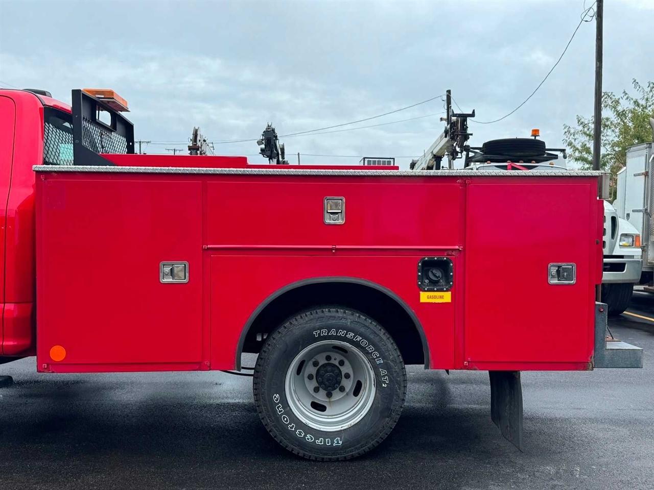 Ford Super Duty F-350 DRW XL 2WD SuperCab 168" WB 60" CA 2020