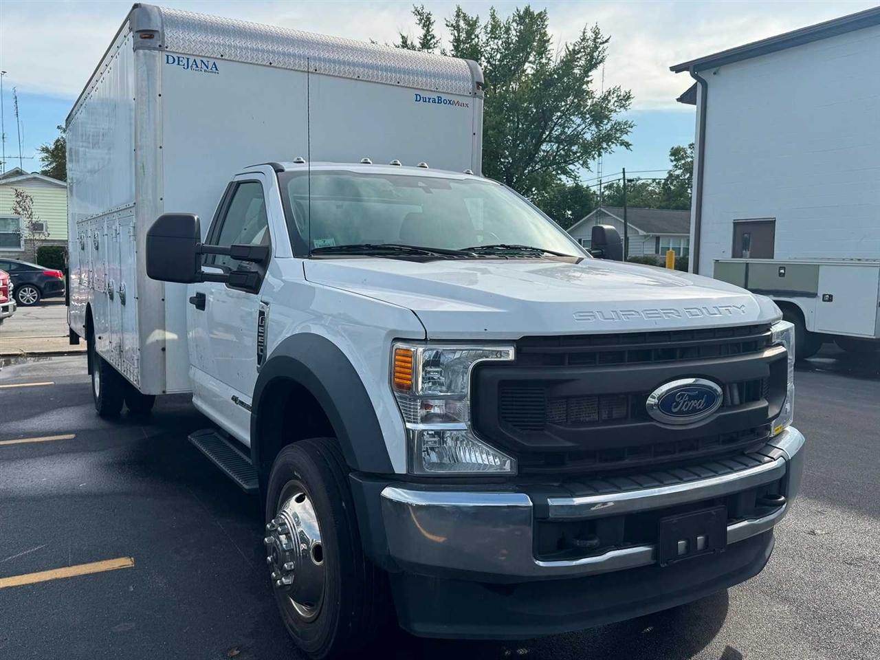Ford Super Duty F-550 DRW XL 2WD Reg Cab 145" WB 60" CA 2021