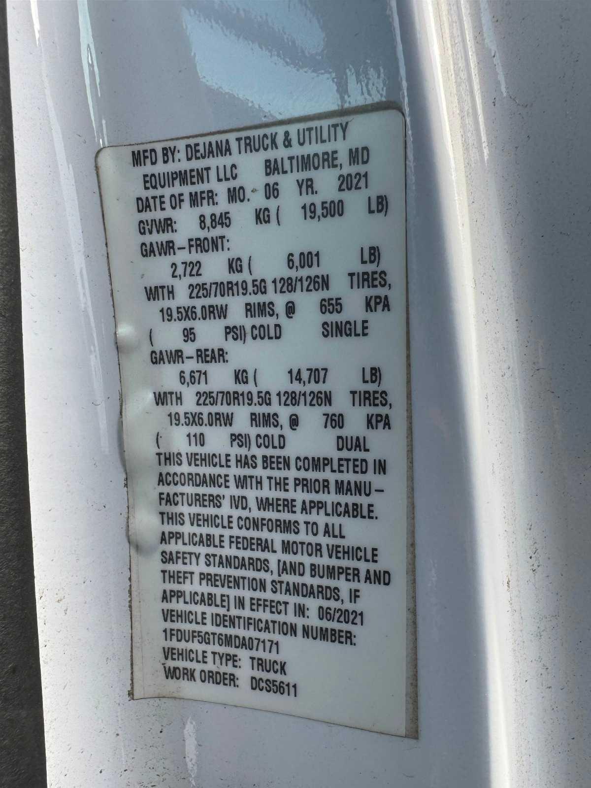 Ford Super Duty F-550 DRW XL 2WD Reg Cab 145" WB 60" CA 2021