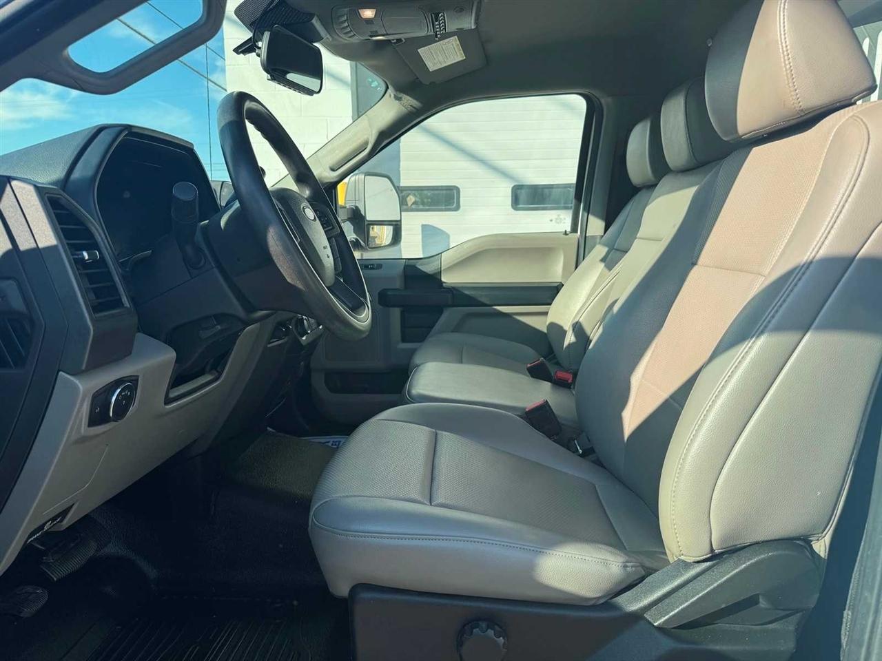 Ford Super Duty F-550 DRW XL 4WD Reg Cab 145" WB 60" CA 2021