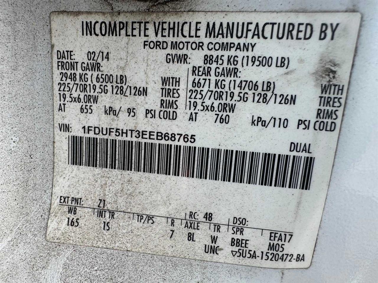 Ford Super Duty F-550 DRW 4WD Reg Cab 141" WB 60" CA XL 2014