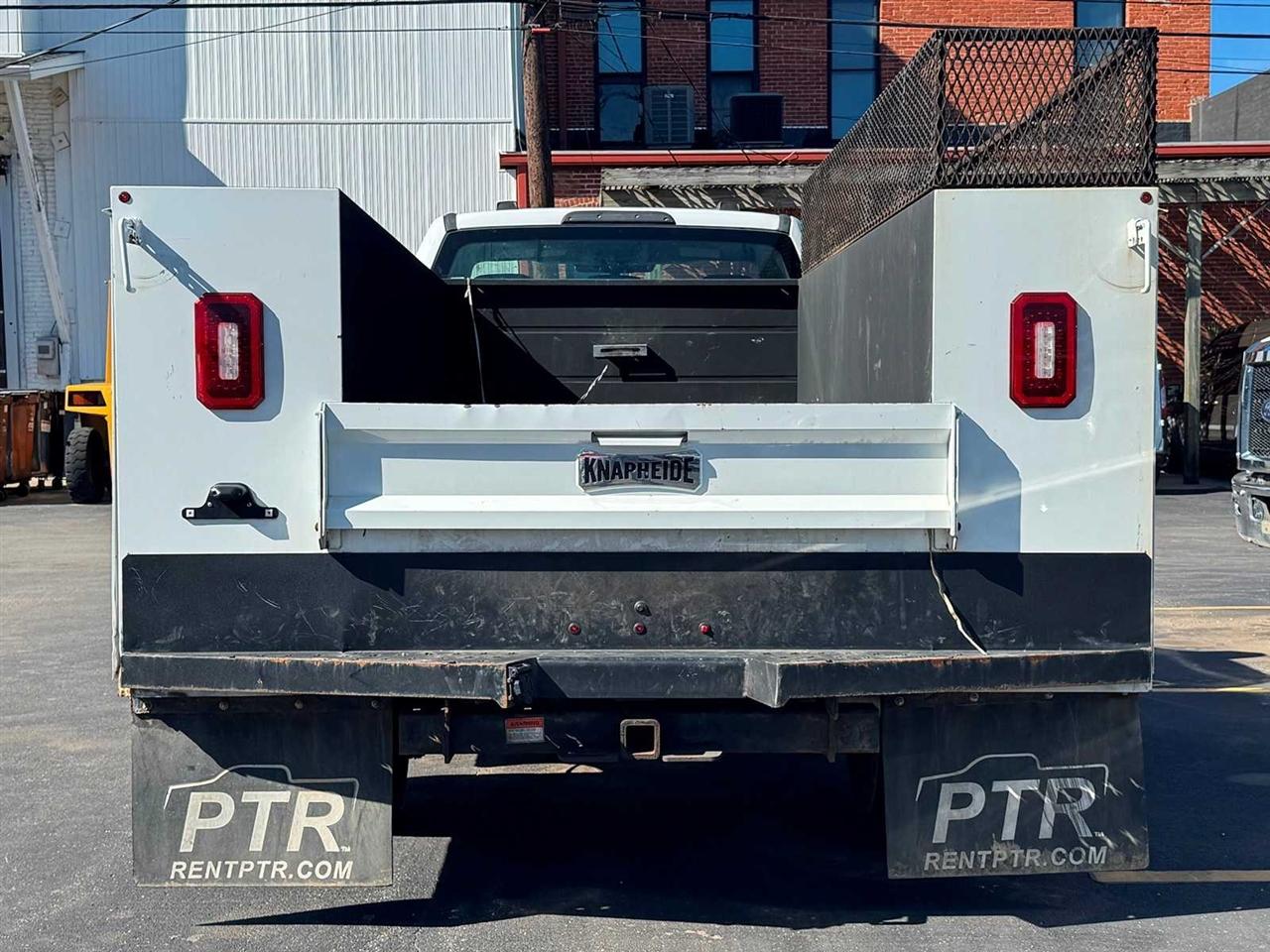 Ford Super Duty F-550 DRW XL 4WD Reg Cab 145" WB 60" CA 2020