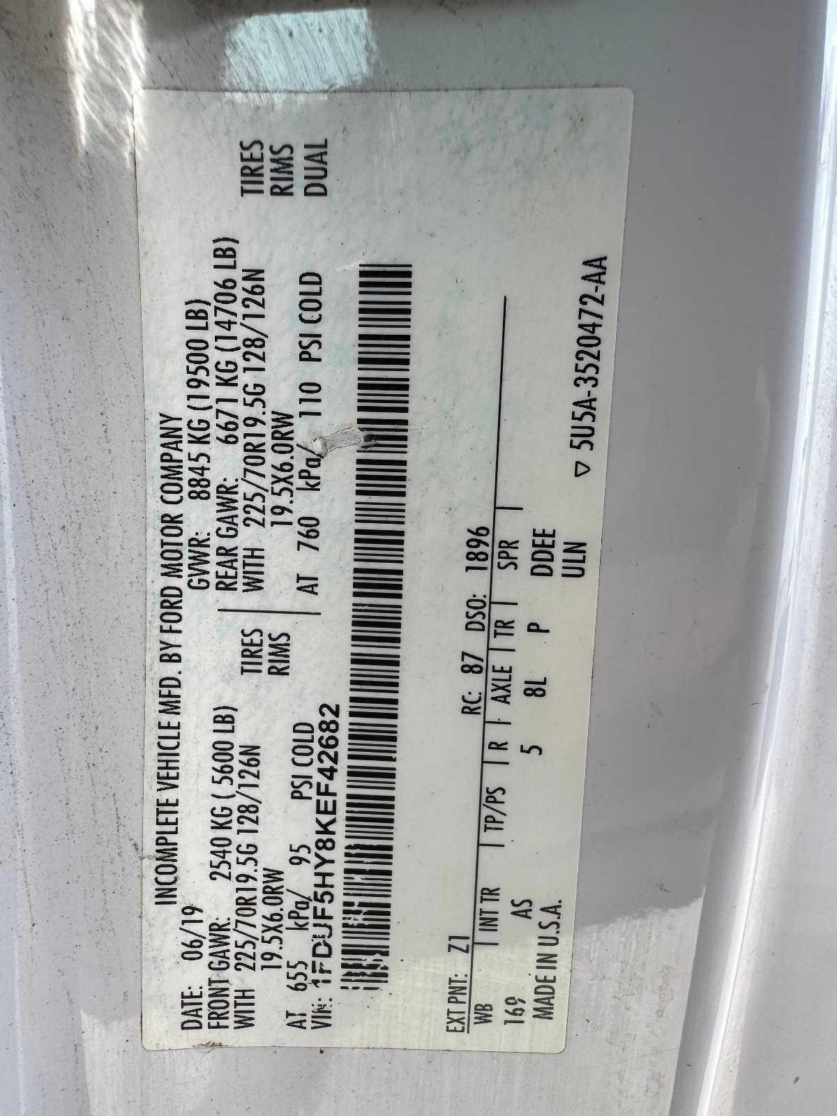 Ford Super Duty F-550 DRW XL 4WD Reg Cab 145" WB 60" CA 2019